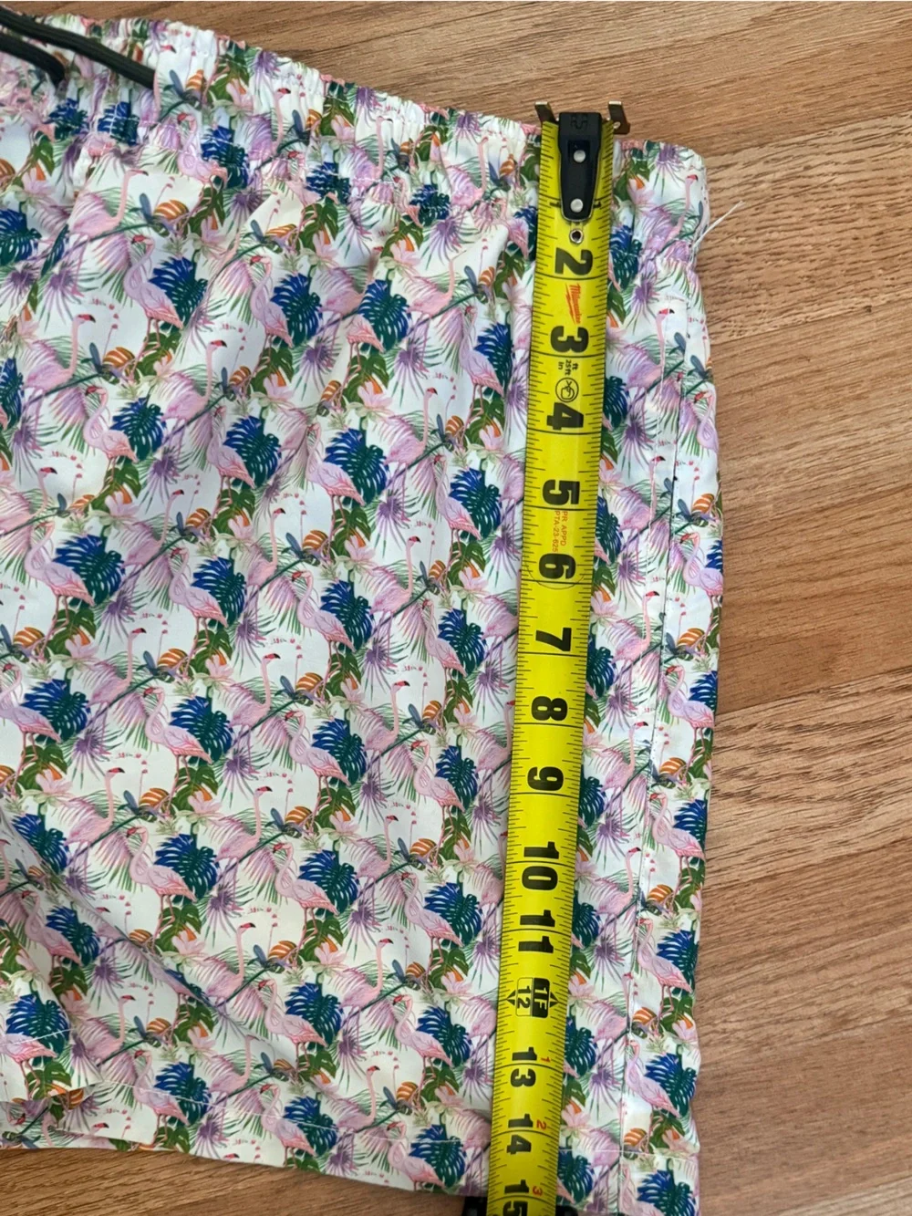Happy Hour Tropical Flamingos Shorts Size XL